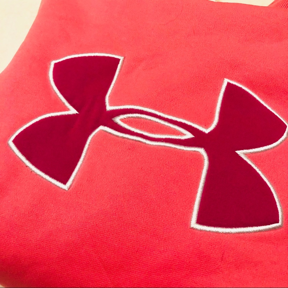 Underarmour sweatshirt